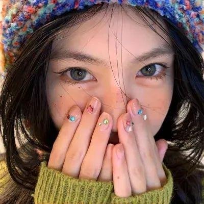 九尾藏不住